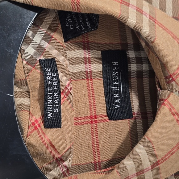 {Van Heusen} Men's Nova Check Plaid Button-down Shirt - Size XL - Picture 11 of 14